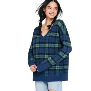 Aeropostale Green Plaid Soft Knit Oversized Vneck Sweatshirt Women X-Small